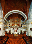 PBK-1996-276 Gezicht naar het orgel en de preekstoel van de Koninginnekerk aan de Boezemsingel.