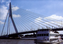 PBK-1996-291 Gezicht op de Erasmusbrug, vanuit het noorden.