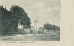 PBK-3289 Katendrechtsedijk. Links het huis met de werf van directeur Rijkee, rechts daarvan de Scheepsbouwersstraat.