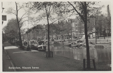 PBK-4859 Nieuwehaven vanuit het oosten vanaf het Stadstimmerhuis. Rechts de hoek van het Groenendaal.