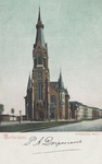 PBK-5261 Het frontaanzicht van de Wilhelminakerk aan de Oranjeboomstraat, uit het noordwesten gezien. Links de ...
