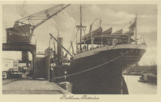 PBK-5543 Het schip Bassam uit Liverpool aan de kade van de Parkhaven.