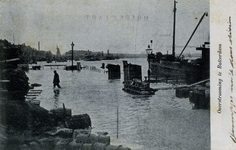 PBK-929 Overstroming van 12 maart 1906.Hoog water ter hoogte van de Boompjes bij het Bolwerk.