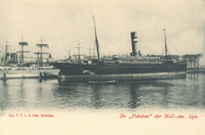 PBK-9433 Het passagiersschip Potsdam van de Holland Amerika lijn, in 1901 werd de schoorsteen met 7 meter verlengd.