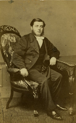 P-006992 Portret van dr. Allard Pierson, van 1857 tot 1865 predikant bij de Waalsche gemeente.