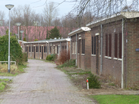 2023-35-219 Slooplocatie met dichtgetimmerde woningen in de Wielewaal.