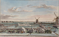 RI-1402 7 september 1785.Schietoefeningen in Cool ten westen van de Rotterdamse Schie bij de Coolse Watermolens. Links ...