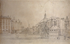XIV-15 Van links naar rechts zijn afgebeeld: aan de Kleine Draaisteeg een groot woonhuis en het Franse Koffiehuis, ...