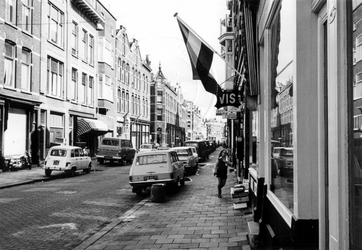 1969-1884-TM-1886 Gezichten in de Schietbaanstraat.Afgebeeld van boven naar beneden:-1884: vanaf de ...