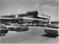 1969-1967 Autobedrijf J.L. Spoormaker N.V. aan de Aristotelesstraat.