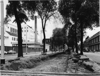 1972-1437 De Oranjeboomstraat, gezien vanaf de Nassaukade.