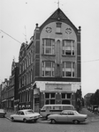 1974-1498 Hoekpand (anno 1912) aan de Rosier Faassenstraat nummer 22. Links de Catharina Beersmansstraat.