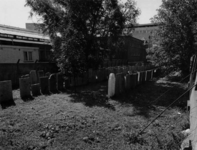1976-2190 De Nederlands Israëlitische begraafplaats aan de Oostzeedijk. Daarnaast de kappersacademie.