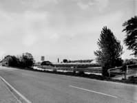 1976-621 Noordeindseweg vanuit het noorden. Links op achtergrond café t Noorden .