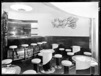 1978-3725 Het interieur van de s.s. Nieuw Amsterdam II. De Ritz Carlton bar 1e klasse op het bovenpromenadedek.
