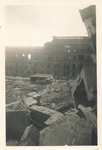 1979-1432 Restanten van het Coolsingelziekenhuis aan de Van Oldenbarneveltstraat, na het Duitse bombardement van 14 mei ...