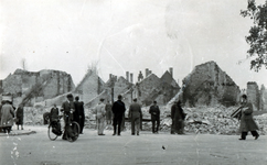 1979-1479 Restanten van panden aan de Weteringstraat, als gevolg van het Duitse bombardement van 14 mei 1940.