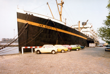 1980-1909-TM-1915 Gezichten op de Parkhaven.Afgebeeld van boven naar beneden:-1909: Het logementschip de Jan Backx aan ...