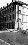 1980-405 Pand aan de Nassaustraat is getroffen door een bominslag op 29-6-1940.