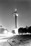 1980-4199-EN-4200 Euromast aan de Parkhaven, bij avond.Afgebeeld van boven naar beneden:-4199-4200