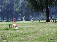 1981-1953 Speelveld ten westen van de Kralingseplas in het Kralingse Bos.