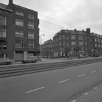 1982-2071 Gezicht in de Mathenesserdijk ter hoogte van de Willem Beukelszstraat.