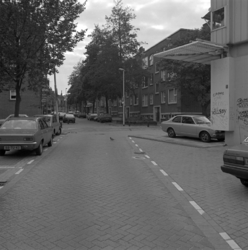 1982-3082 Gezicht op de Jacques Perkstraat, hoek Emantspad.