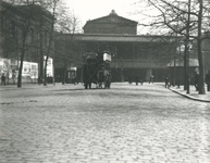1982-720 Gezicht op Station Beurs aan het Beursplein.