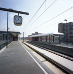 1984-1889 Metrostation Nieuw Verlaat te Ommoord.