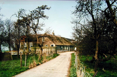 1985-1999 Toegangsweg naar de oude boerderij van Koot aan de Laan van Koot nummer 5.