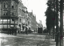 1986-2454,-2455 De hoek Coolsingel - Aert van Nesstraat (links).Van boven naar beneden:- 2454- 2455