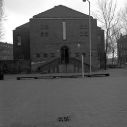 1986-497 Gemeentebibliotheek aan de Blokmakersstraat nummer 102.