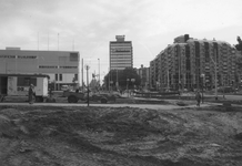1988-2195 Gezicht op de kruising Blaak met het Maritiem Museum (achtergrond links), Schiedamsedijk (achtergrond ...