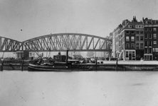 1991-1563 Het Bolwerk, gezien vanaf het Oudehoofdplein.Op de achtergrond de spoorbrug.