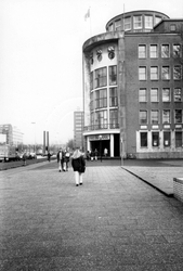 1993-4182 De Blaak met rechts de ING Bank.