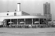 1993-5976 Café-restaurant Cascade aan de Rochussenstraat.