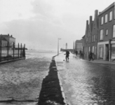 1993-656 Een combinatie van zeer zware storm en springvloed veroorzaakt een watersnoodramp in Zeeland en delen van ...