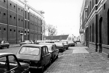 1993-6563 De Rivierstraat uit noordelijke richting gezien.