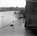 1993-855 Een combinatie van zeer zware storm en springvloed veroorzaakt een watersnoodramp in Zeeland en delen van ...