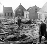 1993-901 Een combinatie van zeer zware storm en springvloed veroorzaakt een watersnoodramp in Zeeland en delen van ...