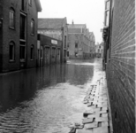 1993-950 Een combinatie van zeer zware storm en springvloed veroorzaakt een watersnoodramp in Zeeland en delen van ...