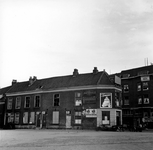 1998-1033 De Varkenoordsekade gezien vanaf de Beijerlandselaan. Rechts de West-Varkenoordseweg.