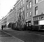1998-1076 Panden in de Mauritsstraat die na een onderzoek van bouw- en woningtoezicht wegens instortingsgevaar ...