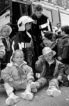 2001-896 Jonge kinderen maken kennis met de brandweer