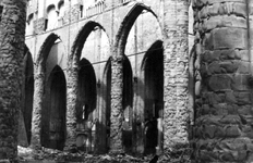 2003-1095 Gezicht in de verwoeste Sint-Laurenskerk als gevolg van het Duitse bombardement van 14 mei 1940. Het ...