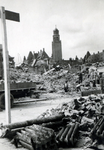 -45-1-TM-75 Album met foto's betreffende de door het Duitse bombardement van 14 mei 1940 getroffen binnenstad van ...
