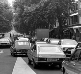 2004-5383 Druk autoverkeer in de Mathenesserweg