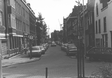 2004-7225 De Havenstraat vanaf de Oranje-Nassaustraat, richting de Oostkousdijk.