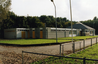 2005-1654 Exterieur van clubgebouw van voetbalvereniging Animo aan Herikweg 13.