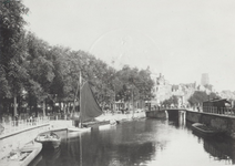 VIII-91 De Schiekolk, op de achtergrond de Delftsevaart.